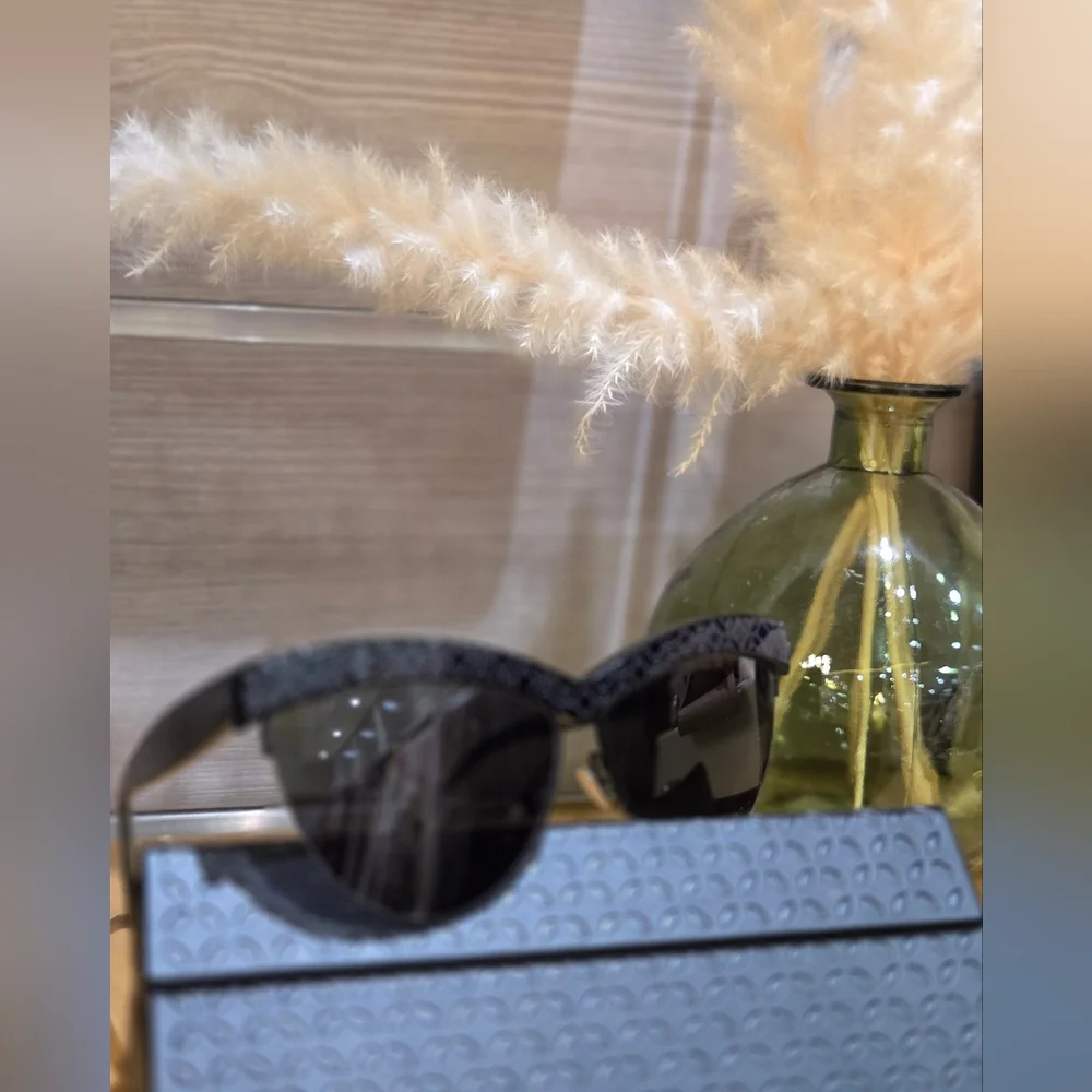 ALAIA Cateye Black Studded Women's Sunglasses, NWT and Package - Picture 11 of 13